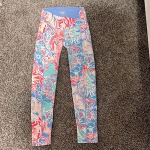 lilly pulitzer cropped leggings!!
